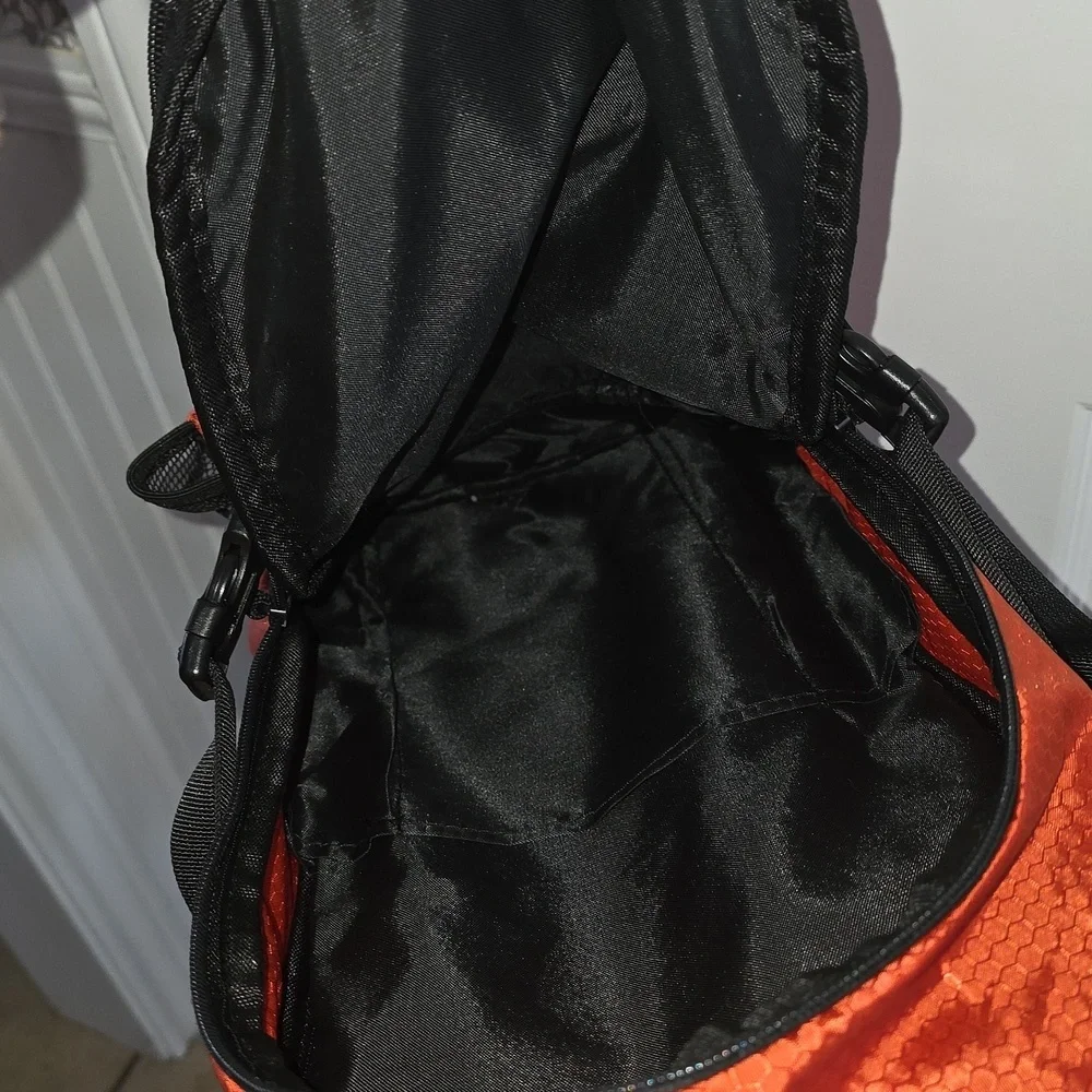 NWOT TOPI Orange Black Hydration Backpack Cooler Hiking Outdoor Travel​​